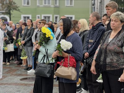 У Рівному попрощались з військовим Вячеславом Борейчуком У Рівному попрощались з військовим Вячеславом Борейчуком