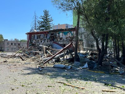 Армія РФ вдарила по Дніпру: що відбувається на місці події Армія РФ вдарила по Дніпру: що відбувається на місці події