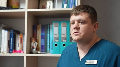 Завідувач травматологічного відділення Хмельницької центральної районної лікарні Вадим Хмельницький розповів, персонал хвилюється, щоб після передачі медичного закладу його не закрили Завідувач травматологічного відділення Хмельницької центральної районної лікарні Вадим Хмельницький розповів, персонал хвилюється, щоб після передачі медичного закладу його не закрили