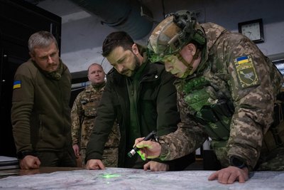 Президент Зеленський та головнокомандувач ЗСУ Сирський на Харківщині Президент Зеленський та головнокомандувач ЗСУ Сирський на Харківщині