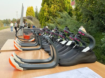 Для занять спортом і продовження служби. 16 військових з Дніпропетровщини отримали протези стоп Для занять спортом і продовження служби. 16 військових з Дніпропетровщини отримали протези стоп