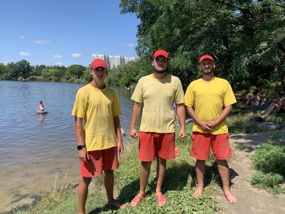 Фахівці міської водно-рятувальної служби Фахівці міської водно-рятувальної служби