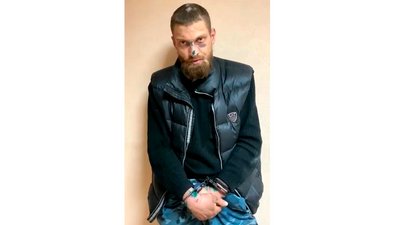 "Українець і духом, і кров'ю. Але має громадянство «некрасиве»": чому не обмінюють захисника Чернігова Євгенія Казанцева "Українець і духом, і кров'ю. Але має громадянство «некрасиве»": чому не обмінюють захисника Чернігова Євгенія Казанцева