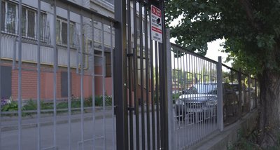 "Нам не відчиняють": у Дніпрі виник конфлікт через доступ до бомбосховища