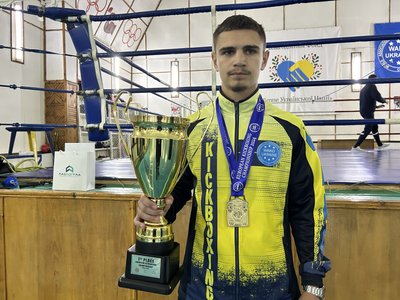 Спортсмени з Павлограда здобули перемогу на чемпіонаті Європи з кікбоксингу Спортсмени з Павлограда здобули перемогу на чемпіонаті Європи з кікбоксингу