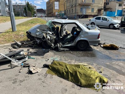 Внаслідок аварії за участі трьох автівок у Харкові загинув 65-річний чоловік Внаслідок аварії за участі трьох автівок у Харкові загинув 65-річний чоловік