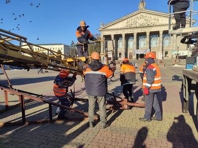 головна ялинка міста, відкриття ялинки в Тернополі головна ялинка міста, відкриття ялинки в Тернополі