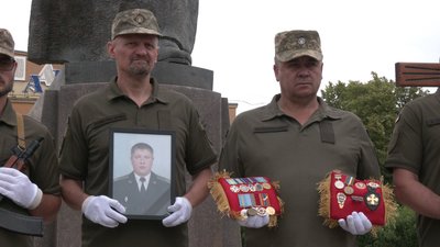 З полковником Олександром Желтовим та сержантом Андрієм Рубановим попрощалися у Рівному З полковником Олександром Желтовим та сержантом Андрієм Рубановим попрощалися у Рівному
