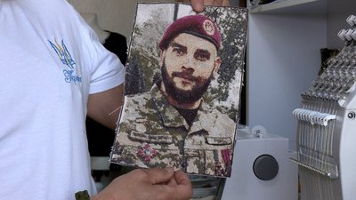 Після війни повернувся до родинної справи: ветеран із Вінниччини розвиває студію машинної вишивки Після війни повернувся до родинної справи: ветеран із Вінниччини розвиває студію машинної вишивки