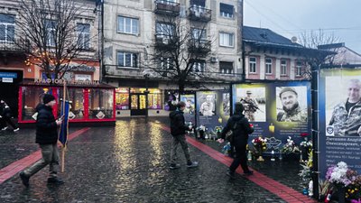В Мукачево привезли Вифлеємський вогонь миру В Мукачево привезли Вифлеємський вогонь миру