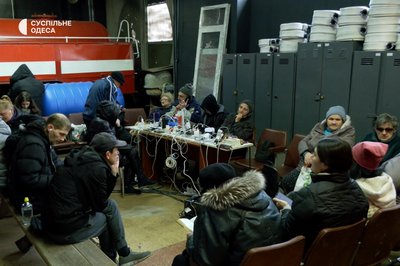 "Заморожена їжа пішла в сміття": як справляються жителі Одеси без світла "Заморожена їжа пішла в сміття": як справляються жителі Одеси без світла