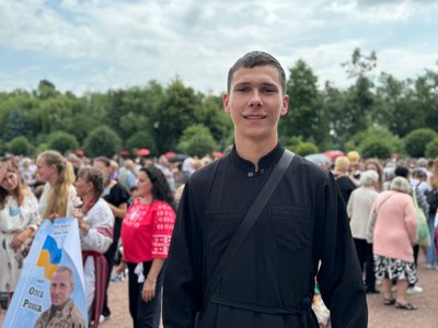 богдан фандира, проща до зарваниці богдан фандира, проща до зарваниці