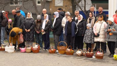 Великдень у Кропивницькому: у храмах моляться та освячують святкові кошики