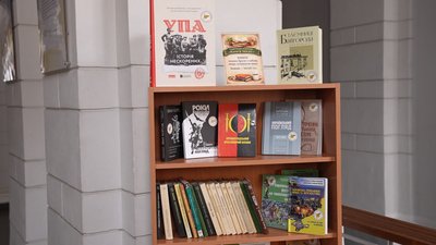 П’ять локацій для читання: у Кропивницькому започаткували проєкт "Книга чекає"