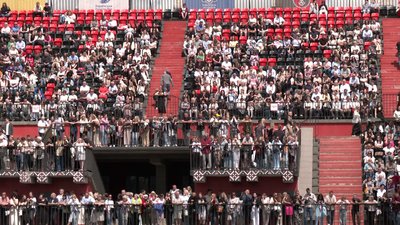 Урочиста хода випускників 2025 відбулась у Рівному Урочиста хода випускників 2025 відбулась у Рівному