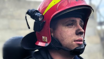 Рятувальник, пожежа, атака РФ, об'єкт критичної інфраструктури Рятувальник, пожежа, атака РФ, об'єкт критичної інфраструктури