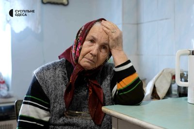 "Усі хочуть додому": як 77-річна переселенка з Донбасу оселилася на Одещині "Усі хочуть додому": як 77-річна переселенка з Донбасу оселилася на Одещині