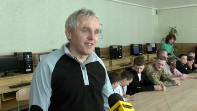 соціальний проєкт "За руку з героєм" для військових та їхніх дітей соціальний проєкт "За руку з героєм" для військових та їхніх дітей