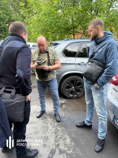 Відстрочка за 7 тисяч доларів: на Черкащині зафіксували схему фіктивного бронювання Відстрочка за 7 тисяч доларів: на Черкащині зафіксували схему фіктивного бронювання