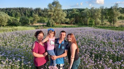 «Хапали дітей і бігли босоніж»: історія переселенки з Покровки на Сумщині