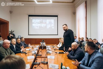 Заступник начальника Чернівецької ОВА Віктор Поливач на представленні Заступник начальника Чернівецької ОВА Віктор Поливач на представленні