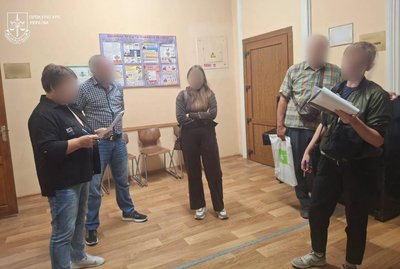 На Одещині за підозрою в торгівлі фіктивними діагнозами заарештували двох медиків На Одещині за підозрою в торгівлі фіктивними діагнозами заарештували двох медиків