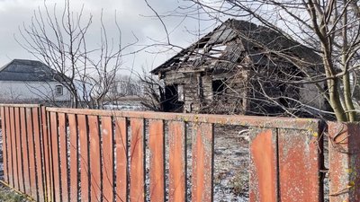 Внаслідок падіння "шахеда" у селі на Чернігівщині пошкоджено садок, гімназію, будинок культури та 3 домогосподарства Внаслідок падіння "шахеда" у селі на Чернігівщині пошкоджено садок, гімназію, будинок культури та 3 домогосподарства