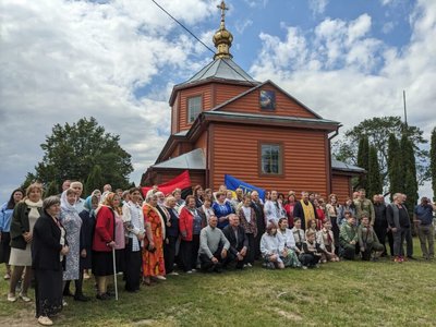 Військовий встановив пам’ятники загиблим повстанцям на Рівненщині: що він розповів Військовий встановив пам’ятники загиблим повстанцям на Рівненщині: що він розповів