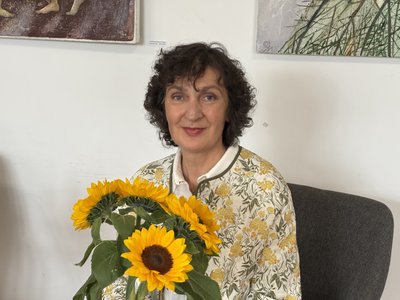 "Крізь призму часу": у Луцьку відкрили виставку художниці Оксани Ядчук-Мочинської "Крізь призму часу": у Луцьку відкрили виставку художниці Оксани Ядчук-Мочинської