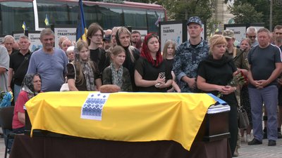 З полковником Олександром Желтовим та сержантом Андрієм Рубановим попрощалися у Рівному З полковником Олександром Желтовим та сержантом Андрієм Рубановим попрощалися у Рівному