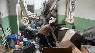 Пошкоджена будівля ветеринарної лікарні у Краматорську Донецька область 18 червня 2025 рік Пошкоджена будівля ветеринарної лікарні у Краматорську Донецька область 18 червня 2025 рік