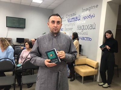 У Тернополі військовий презентував збірку, Олександр Хомено, листопада 2025 У Тернополі військовий презентував збірку, Олександр Хомено, листопада 2025
