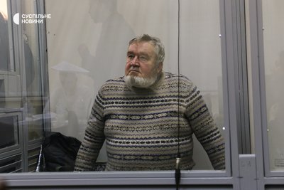 Колишній командир 415-го батальйону Ілля Лапін в Печерському суді Києва 19 березня 2025 року Колишній командир 415-го батальйону Ілля Лапін в Печерському суді Києва 19 березня 2025 року