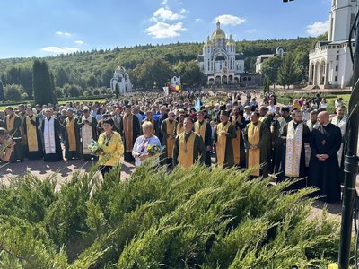 У Зарваниці відбулося Всеукраїнське військове паломництво У Зарваниці відбулося Всеукраїнське військове паломництво