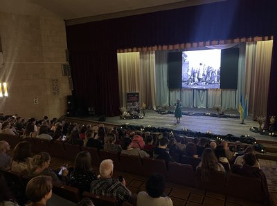 У КНУТД вшанували пам’ять жертв геноциду кримськотатарського народу У КНУТД вшанували пам’ять жертв геноциду кримськотатарського народу