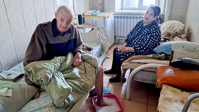 Лікарня інтенсивного лікування подружжя з Котлиного Ніна та Микола Добропілля Донецька область 27 січня 2025 рік Лікарня інтенсивного лікування подружжя з Котлиного Ніна та Микола Добропілля Донецька область 27 січня 2025 рік