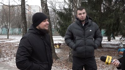 Олександр, який написав в Instagram про бездоглядних дітей, яких лишила матір Олександр, який написав в Instagram про бездоглядних дітей, яких лишила матір