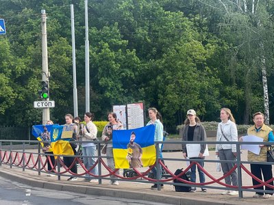 У Вінниці в День Героїв відбулася акція пам’яті У Вінниці в День Героїв відбулася акція пам’яті