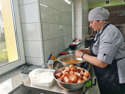 Як працює перша опорна шкільна кухня на Волині Як працює перша опорна шкільна кухня на Волині