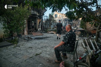 У Вишневому й досі працюють над ліквідацією наслідків вчорашньої атаки РФ У Вишневому й досі працюють над ліквідацією наслідків вчорашньої атаки РФ