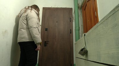 "Покусали чоловіка, потім доньку. А мене Бог помилував": дві собаки у Рівному напали на 17-річну дівчину та її батька "Покусали чоловіка, потім доньку. А мене Бог помилував": дві собаки у Рівному напали на 17-річну дівчину та її батька