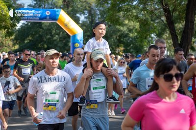 В Одесі відбувся благодійний забіг В Одесі відбувся благодійний забіг
