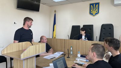 Слухання справи про побиття працівником ТЦК вчителя у Харкові, 10 червня 2025 року Слухання справи про побиття працівником ТЦК вчителя у Харкові, 10 червня 2025 року