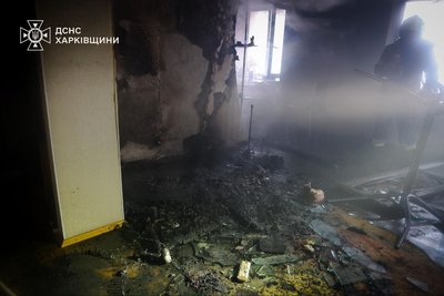 На Майкла Йогансена у Харкові через коротке замикання сталася пожежа у квартирі На Майкла Йогансена у Харкові через коротке замикання сталася пожежа у квартирі