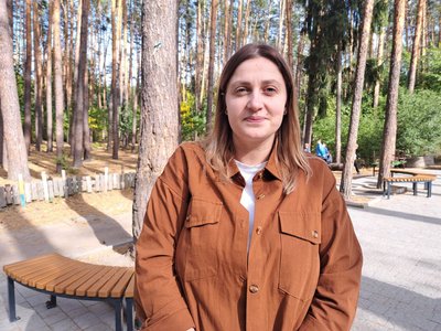 Вчителька початкових класів Надія Сігнаєвська розповіла, як із дітьми збирають каштани Вчителька початкових класів Надія Сігнаєвська розповіла, як із дітьми збирають каштани