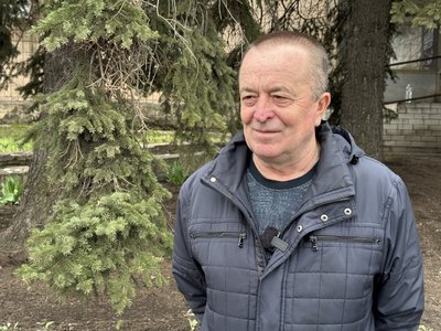 “Нема куди їхати”. Як живе Спасько-Михайлівка за 25 км від фронту “Нема куди їхати”. Як живе Спасько-Михайлівка за 25 км від фронту