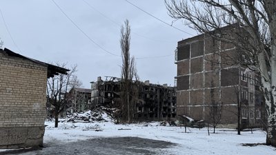 Зруйновані через обстріли будинки Добропілля Донецька область 3 січня 2026 рік Зруйновані через обстріли будинки Добропілля Донецька область 3 січня 2026 рік