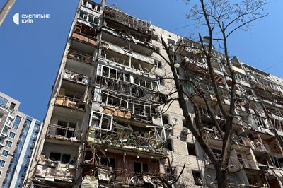 Цього року на 60% більше пошкоджених будинків, ніж торік: як відновлюється Печерський район після атак РФ Цього року на 60% більше пошкоджених будинків, ніж торік: як відновлюється Печерський район після атак РФ