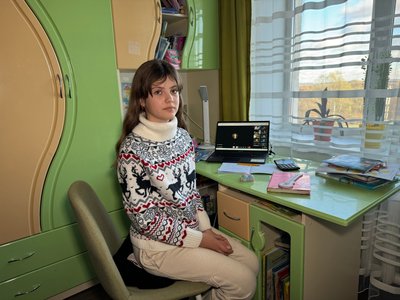 "Без обігрівача нікуди". Як вмикали опалення у сумській 14-поверхівці