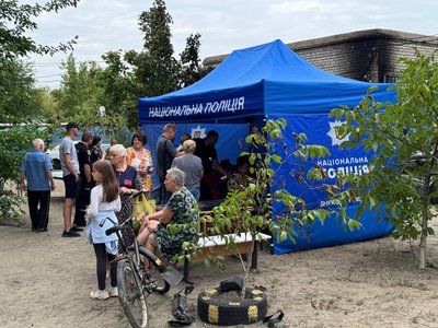 "Діти на першому поверсі стояли, кричали, плакали" — жителі Дніпра про масовану атаку безпілотниками "Діти на першому поверсі стояли, кричали, плакали" — жителі Дніпра про масовану атаку безпілотниками